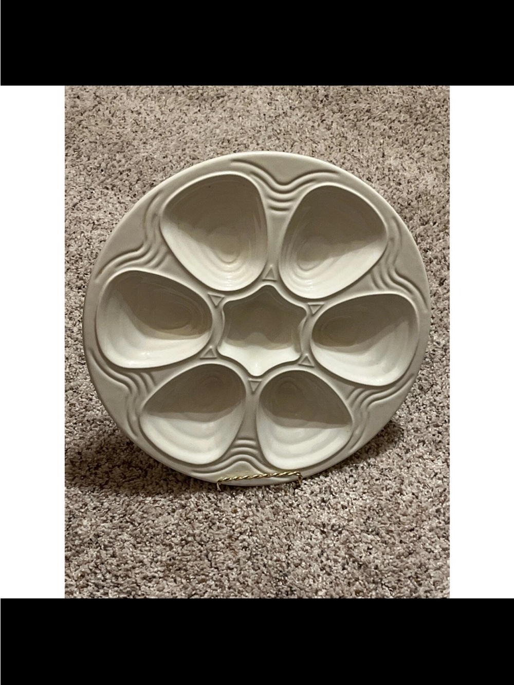Hall U.S.A ceramic oyster plate 1121 
perfect condition